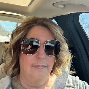 Meet your Posher, Pam